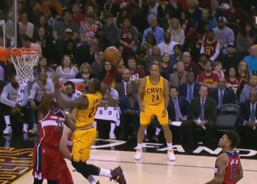  NBA战报：勇士替补爆发，库里率队击退开拓者豪取5连胜  