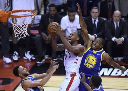 NBA常规赛最新赛况：东西部排名风云变幻，强队争霸白热化  